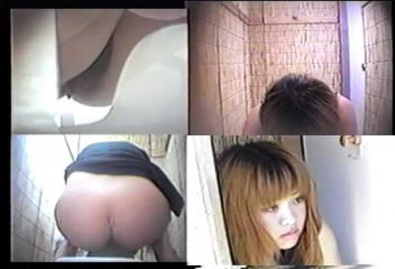 ビーチでの公衆トイレは、女の子をスパイする脱糞動画