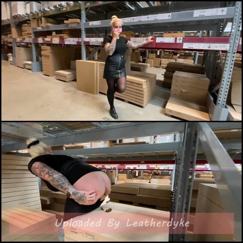 Shopping when the shit presses - Dirty shit in the furniture store with Devil Sophie