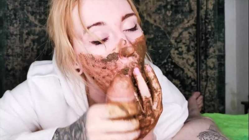 SweetBettyParlour - Eating Dick With Rock Like Shit